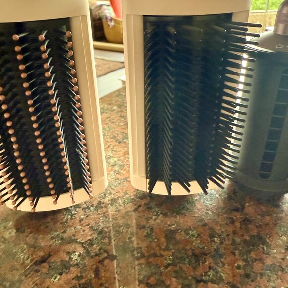 Dyson Airwrap! - Picture 4 of 9